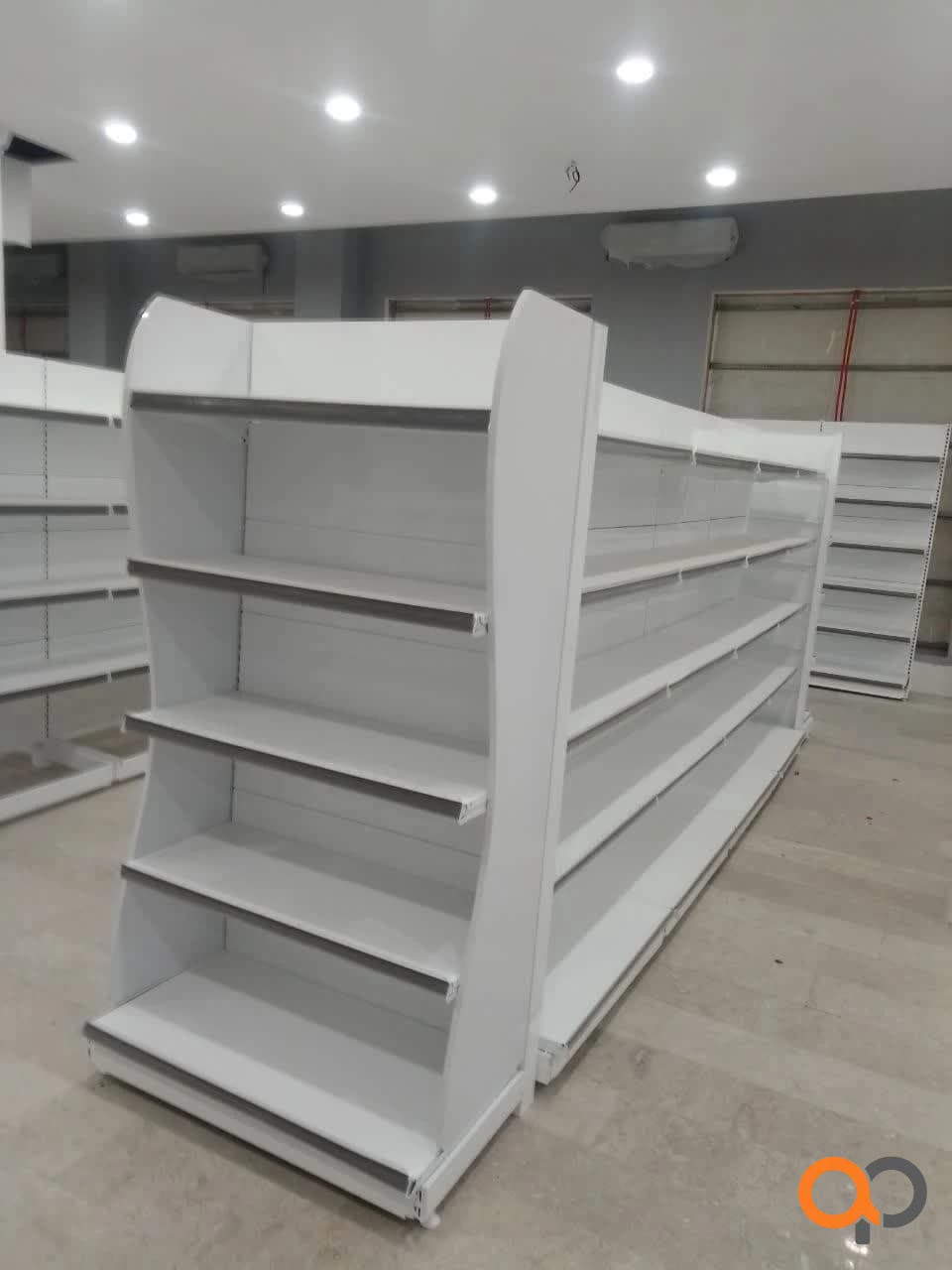 قفسه‌بندی فروشگاهی1-1740087661594